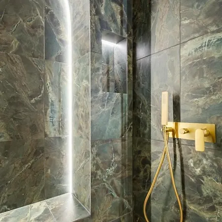 V - Luxury Architect Le Marais