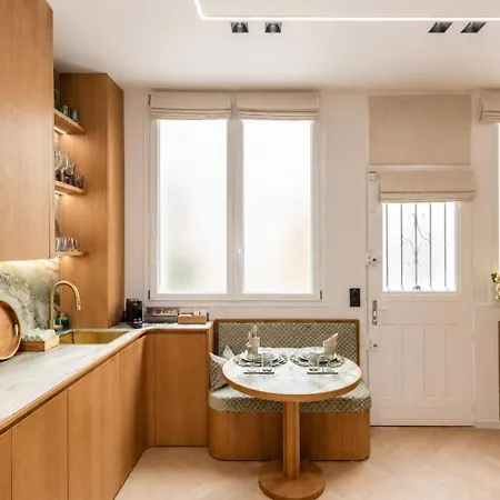 V - Luxury Architect Le Marais